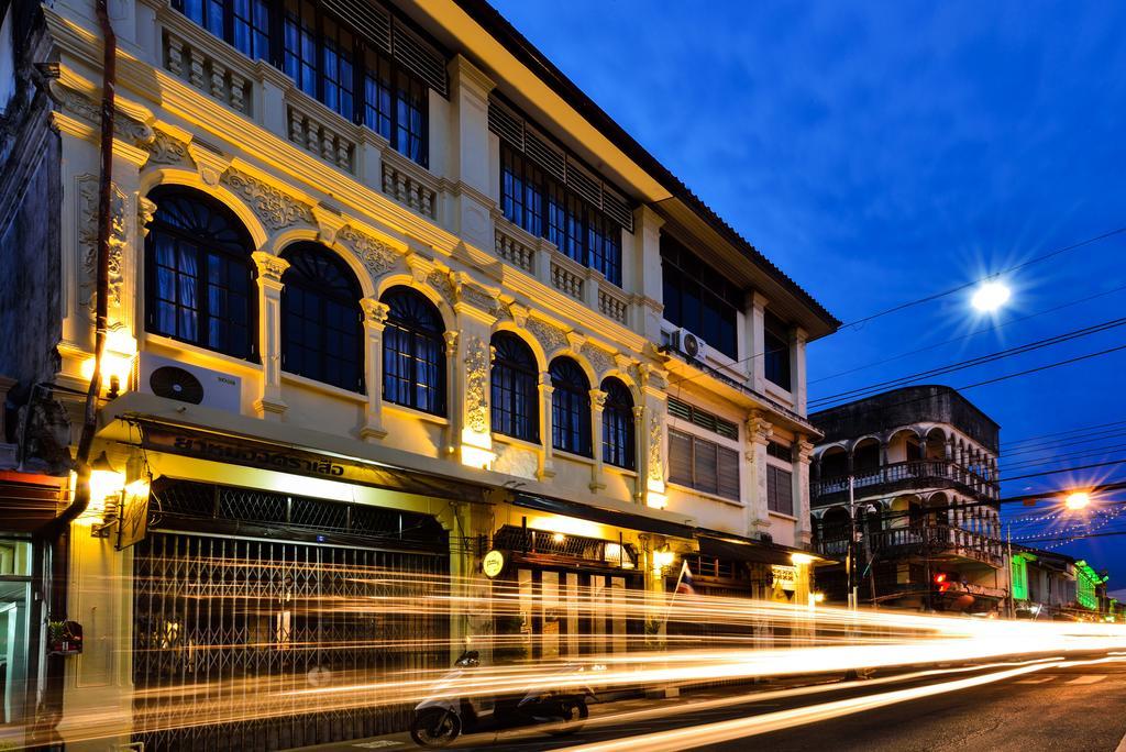 The Rommanee Classic Guesthouse Phuket Esterno foto