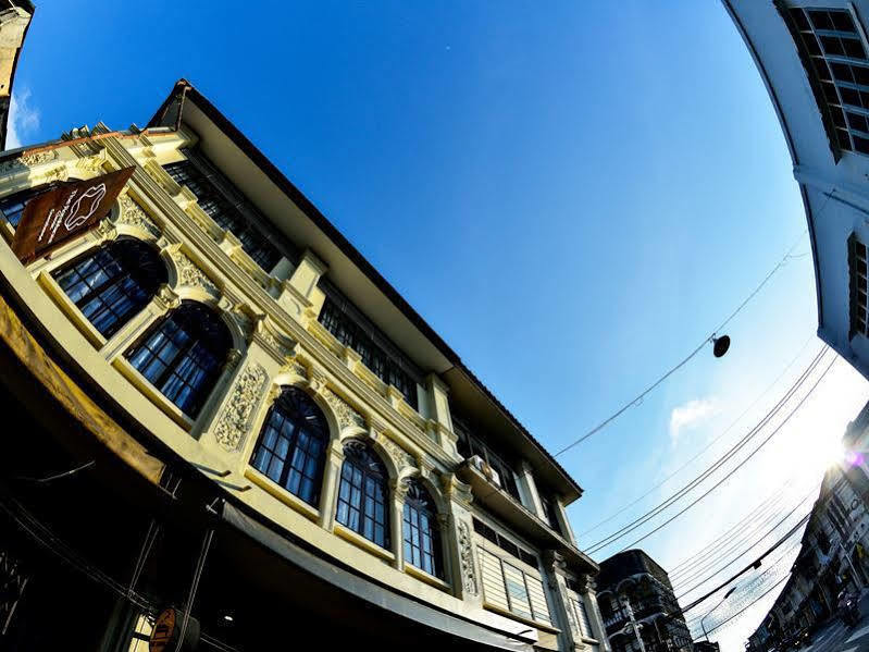 The Rommanee Classic Guesthouse Phuket Esterno foto