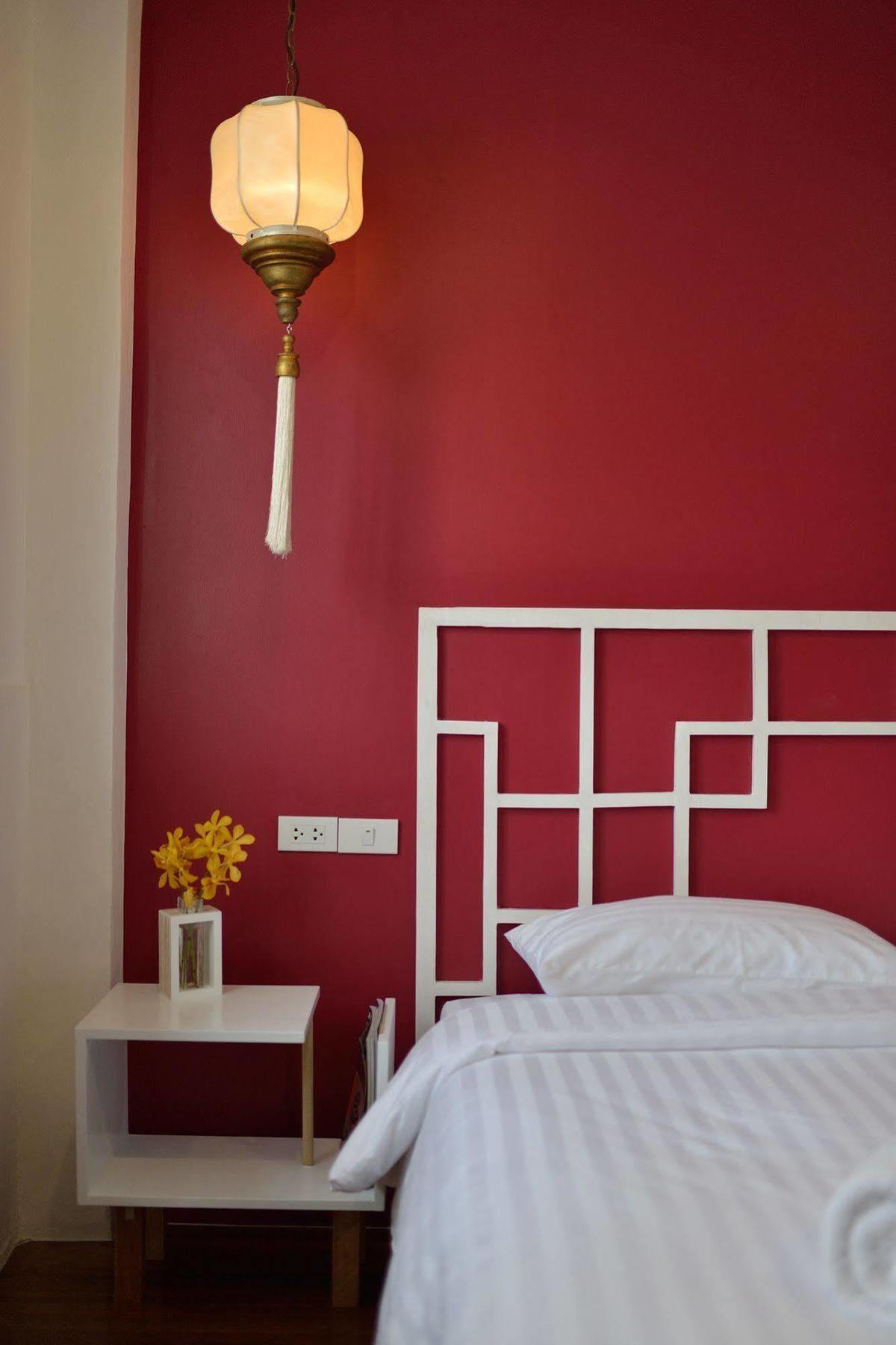The Rommanee Classic Guesthouse Phuket Esterno foto