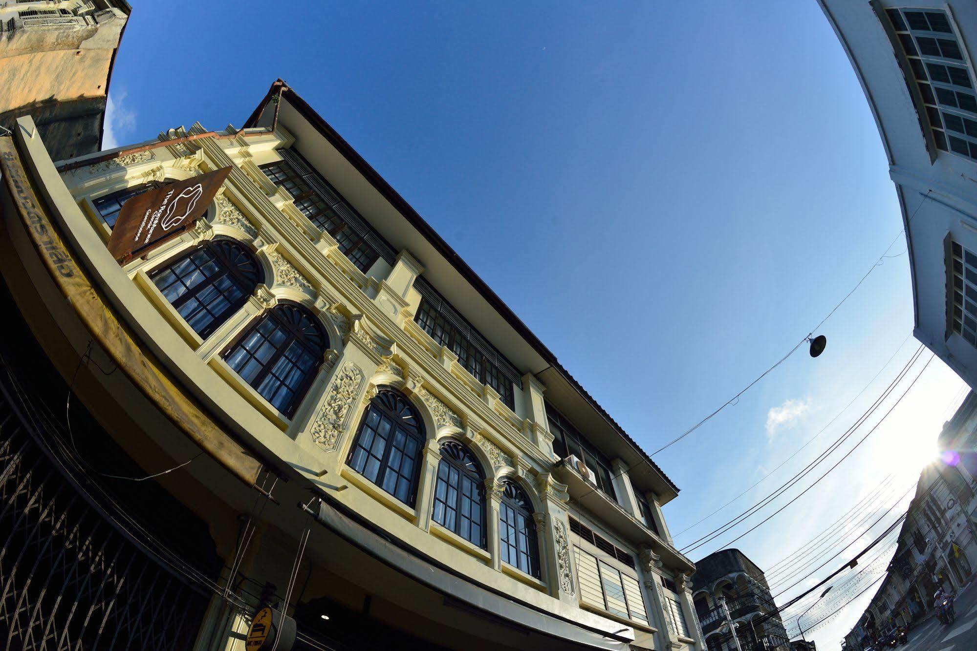 The Rommanee Classic Guesthouse Phuket Esterno foto