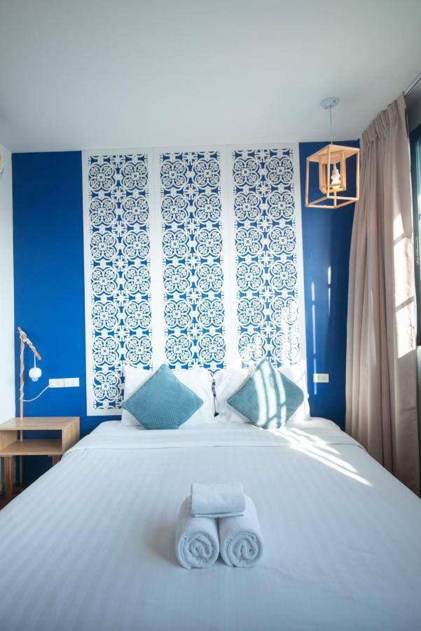 The Rommanee Classic Guesthouse Phuket Esterno foto